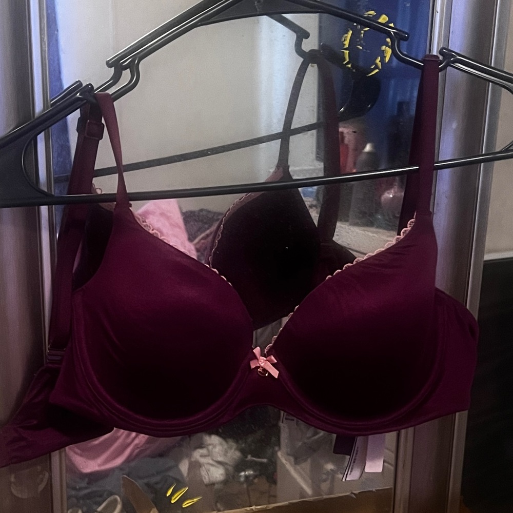 Victoria’s Secret bra